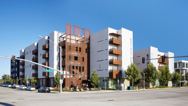 Project: The RivermarkLocation: West Sacramento, Calif.Architect: David Baker ArchitectsDeveloper: BRIDGE Housing
